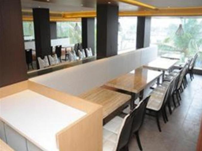 Royal Inn Ankleshwar Exterior photo