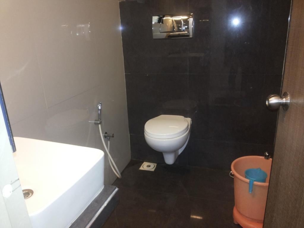 Royal Inn Ankleshwar Exterior photo